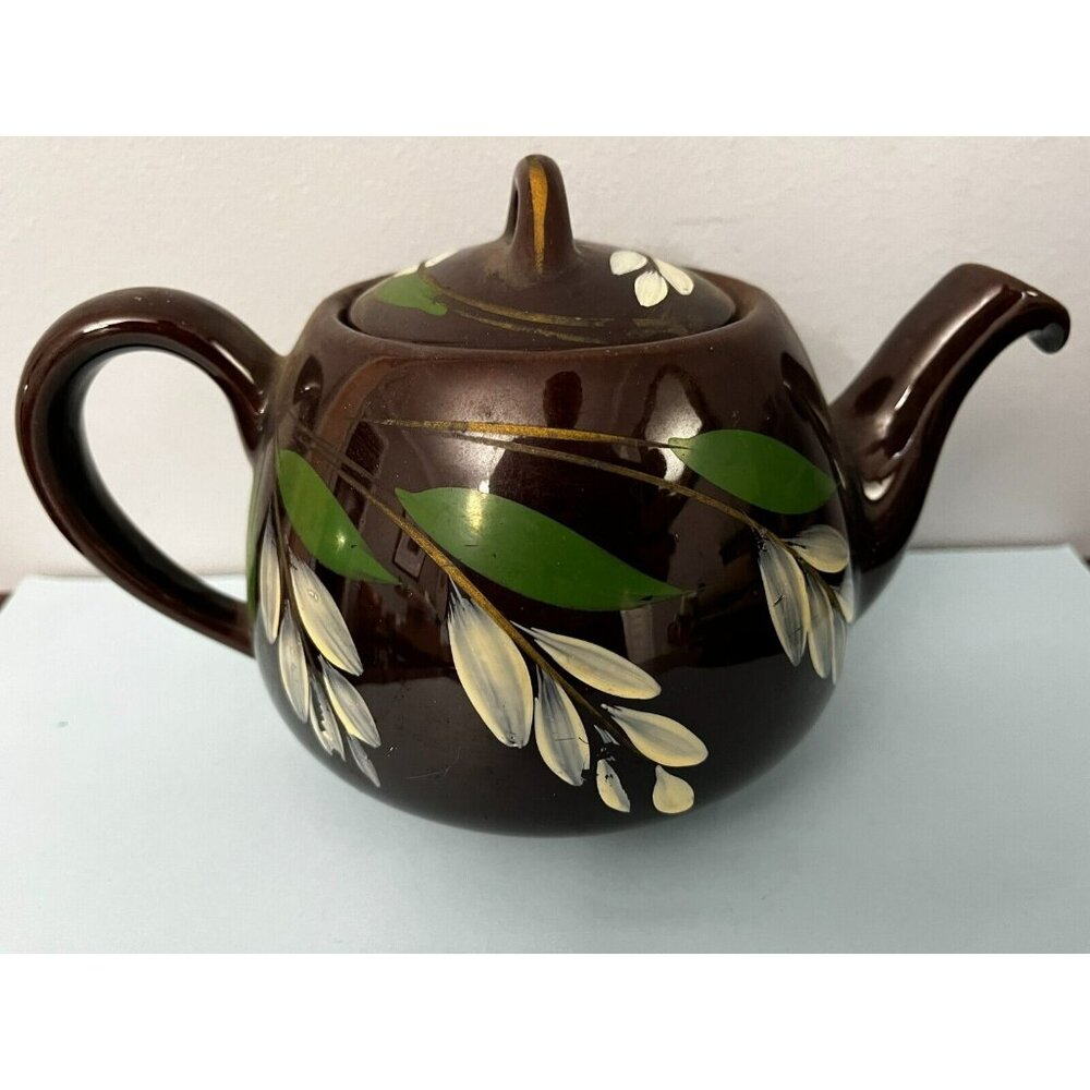 Vintage Royal Canadian Art Pottery Hamilton Canada Teapot White & Green
